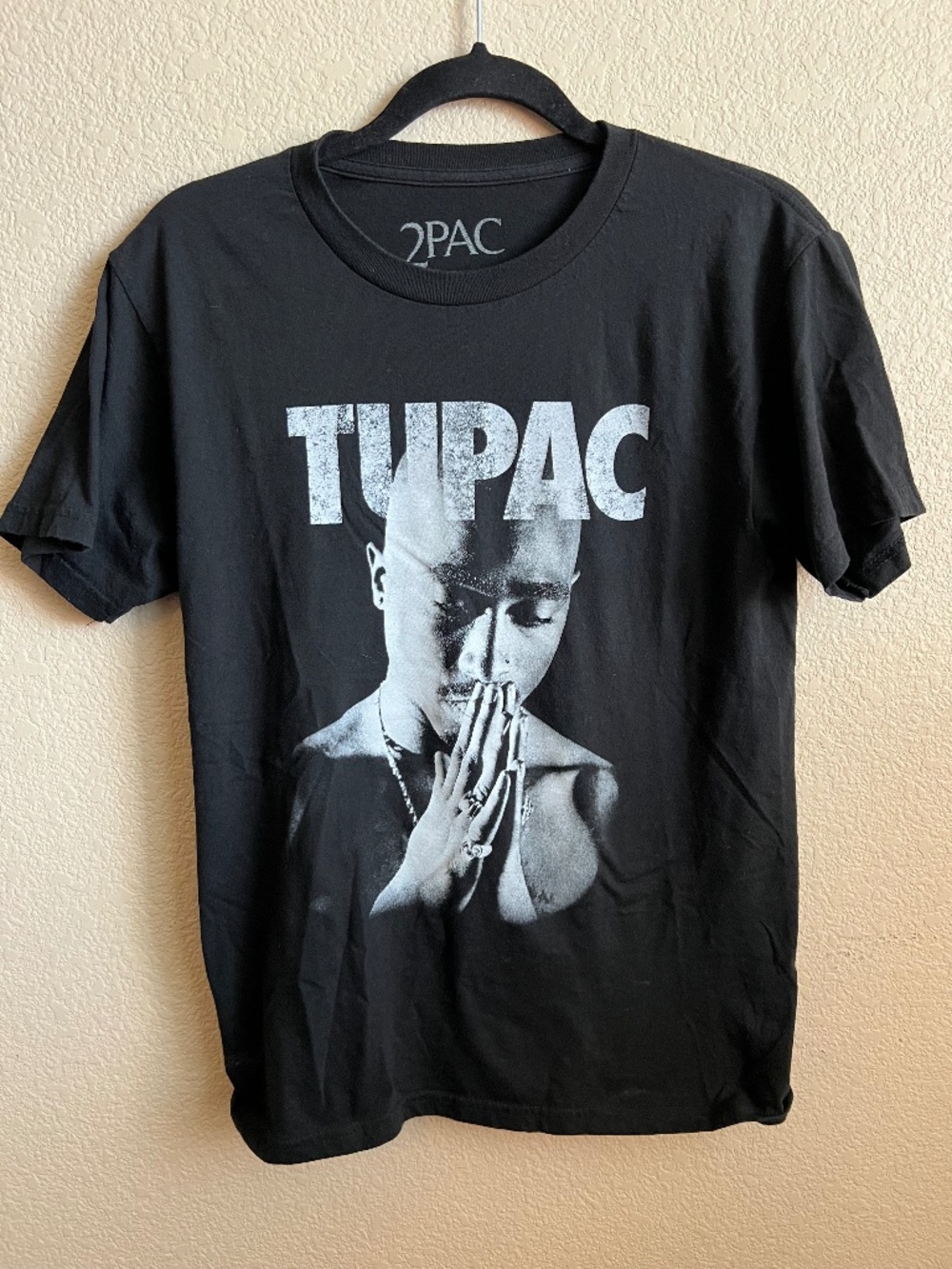 Women's Tupac Short Sleeve Graphic T-Shirt - Black